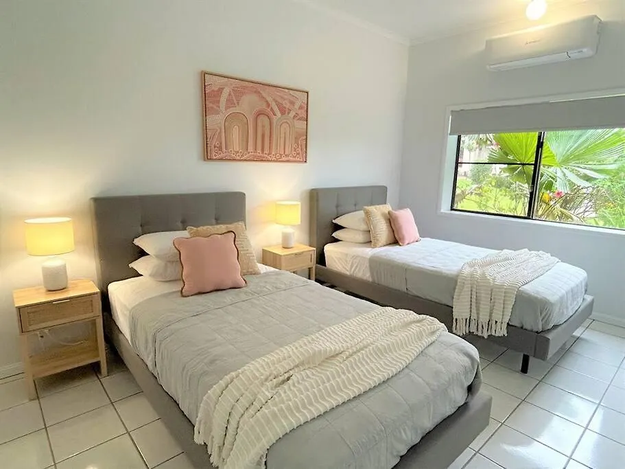 בית נופש South Mission Beach Mission Views - 3 Bedroom Home With Stunning Views